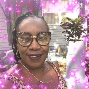 Meet your Posher, Wendi